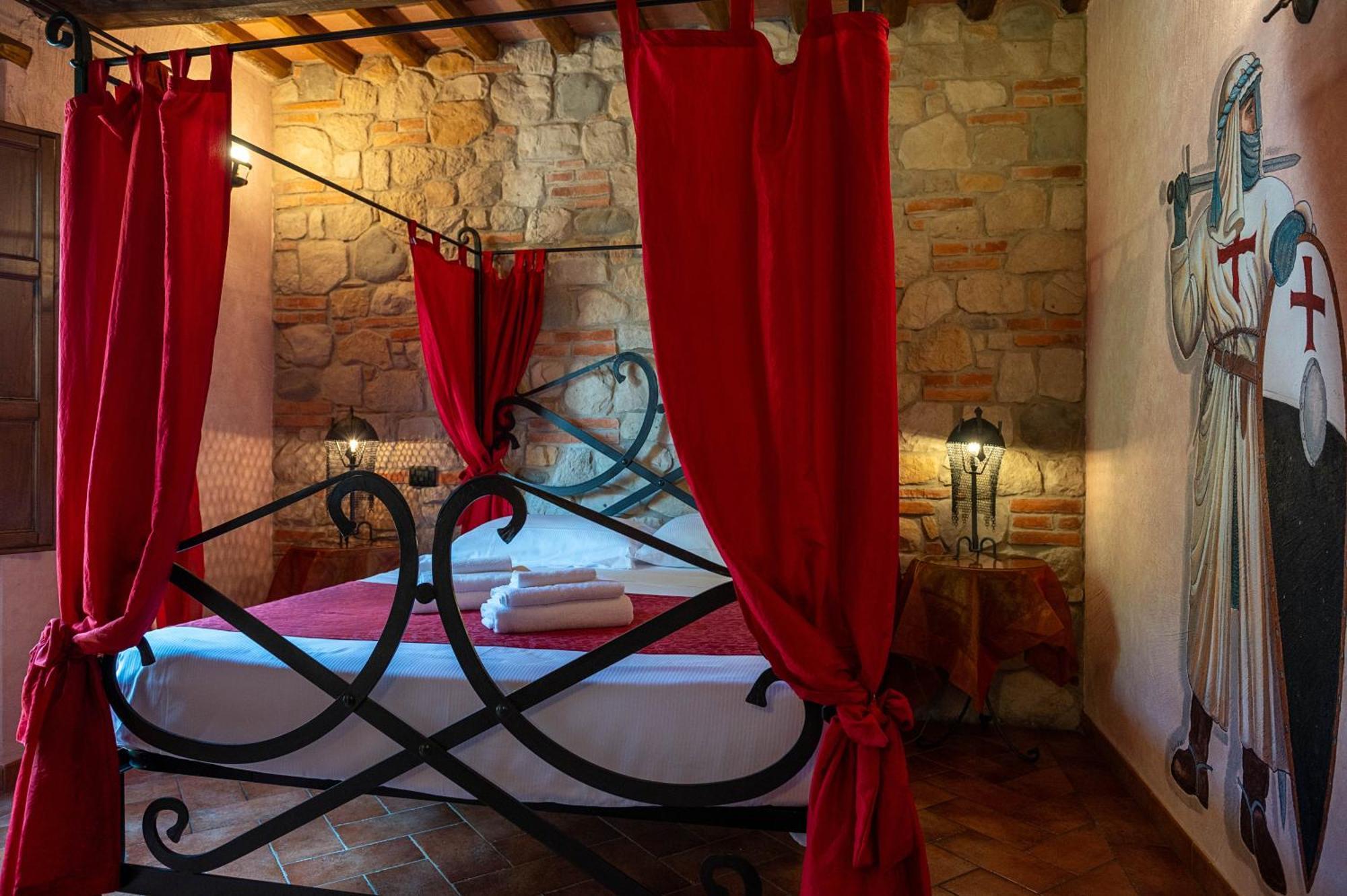 Castello Dei Templari Bed & Breakfast Lucca