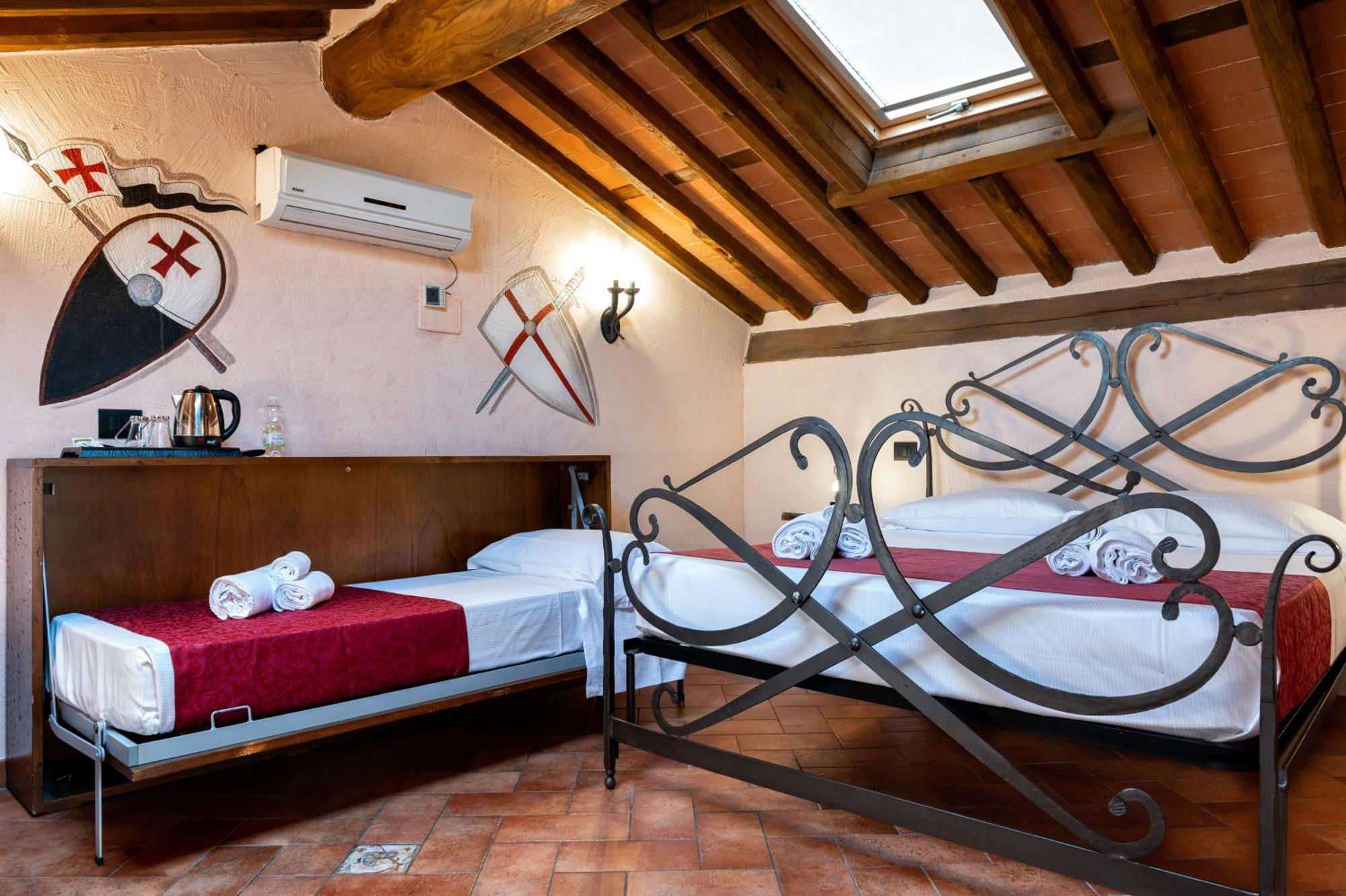 Castello Dei Templari Bed & Breakfast 2*